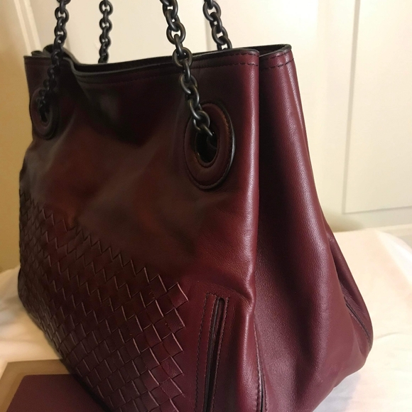 BOTTEGA VENETA ♨️VINTAGE Entrecciato HOBO Handbag in maroon - Picture 12 of 15